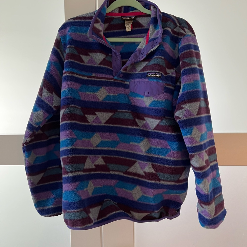 Patagonia Size Medium Synchilla Button Up. Fun Bl… - image 1